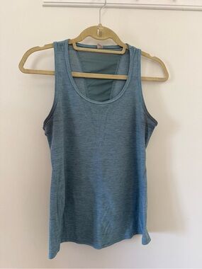 Old Navy Active Breathe On Tank Top, light blue, size small